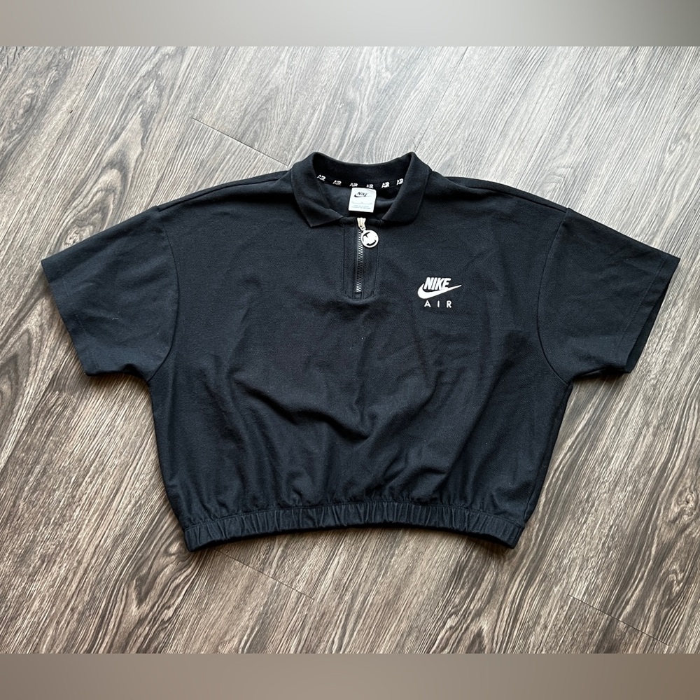 Nike Crop Top